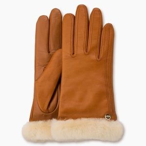 UGG Classic Leather Smart Gloves